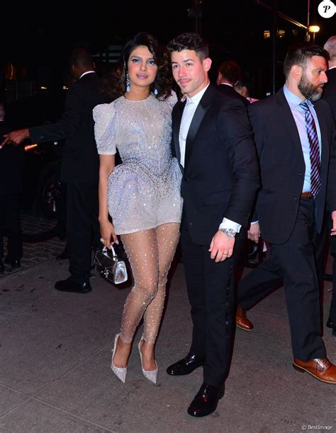 nick jonas femme.